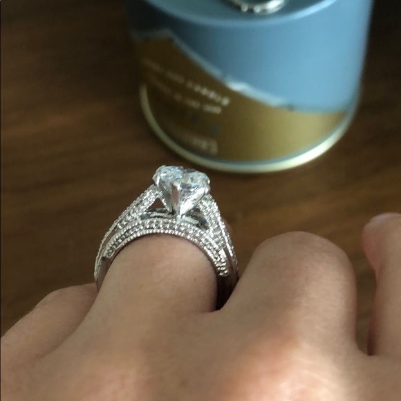 Four Rings! - Picture 3 of 8